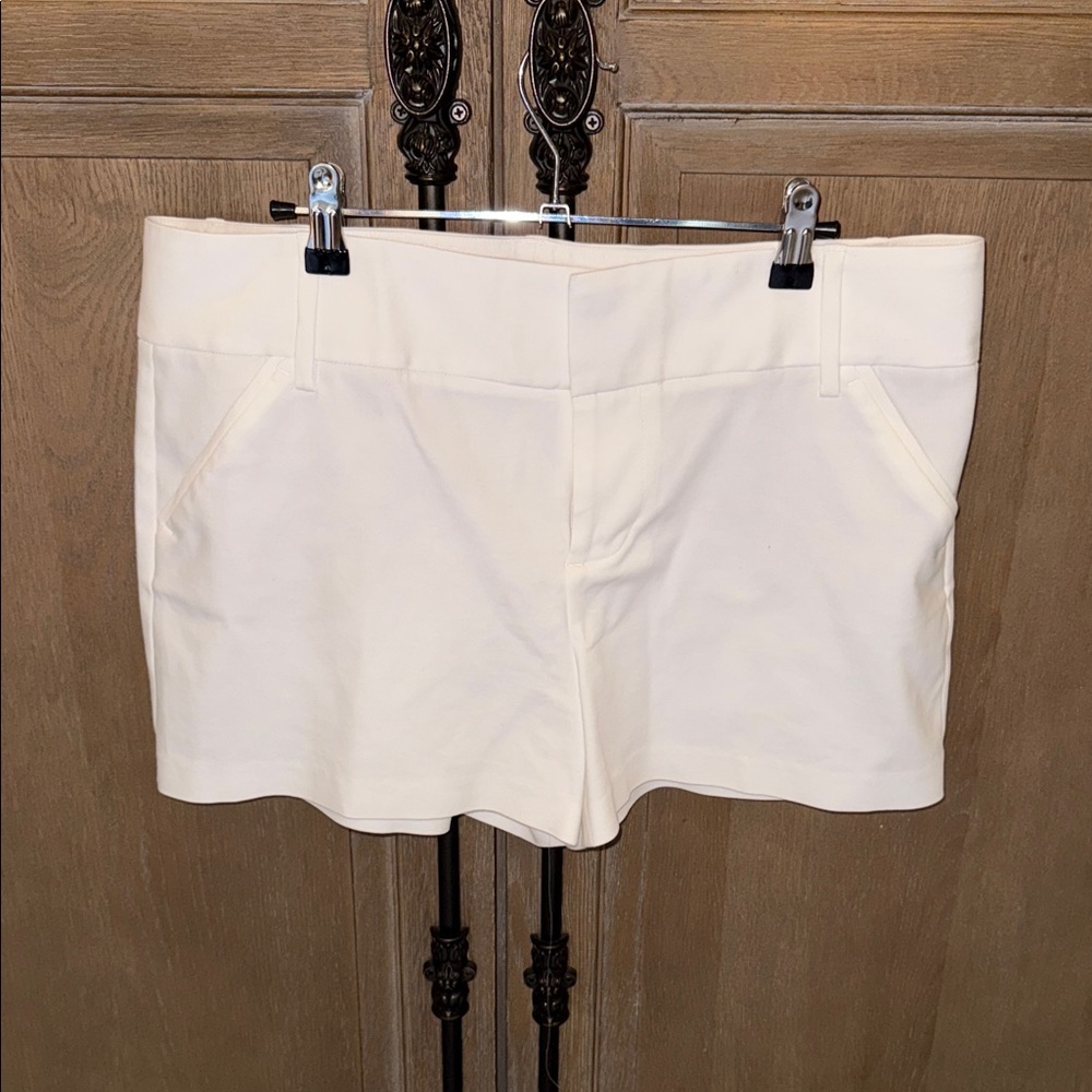 Alice + Olivia Cady tailored shorts